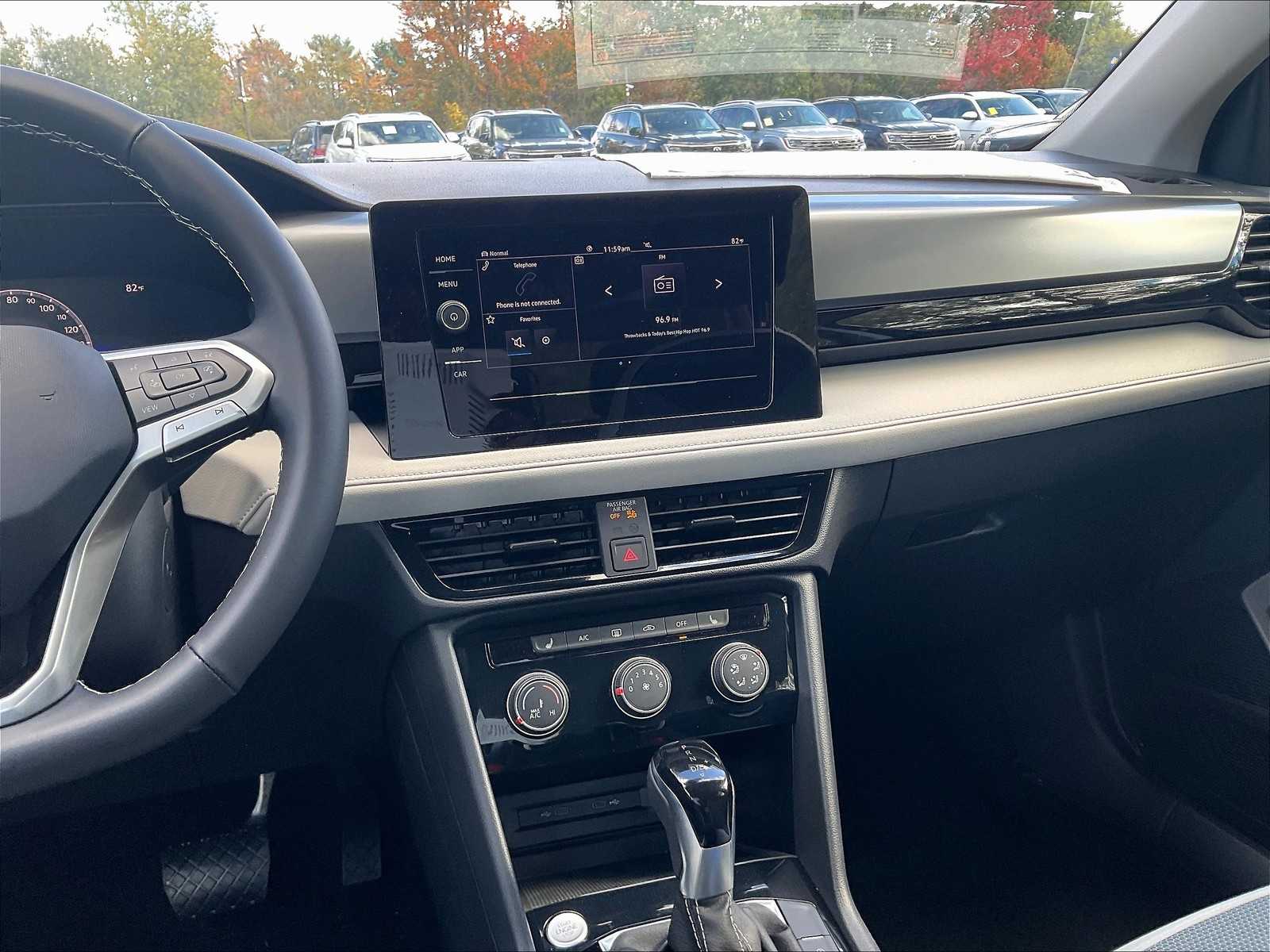 2025 Volkswagen Taos S - Photo 13