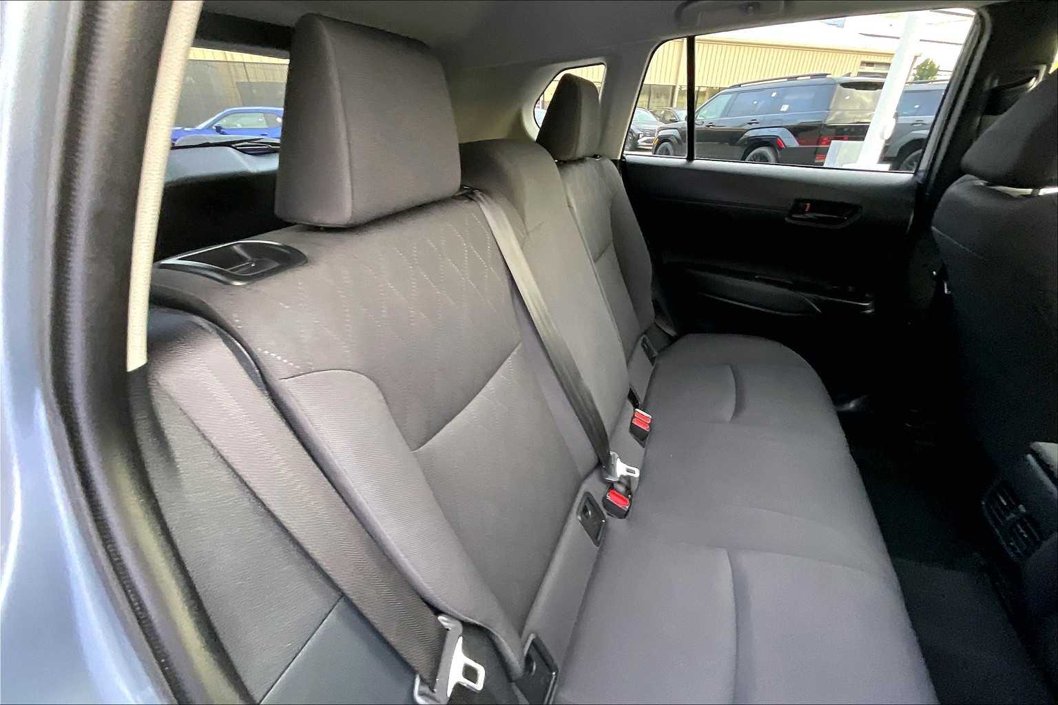 2023 Toyota Corolla Cross LE - Photo 16