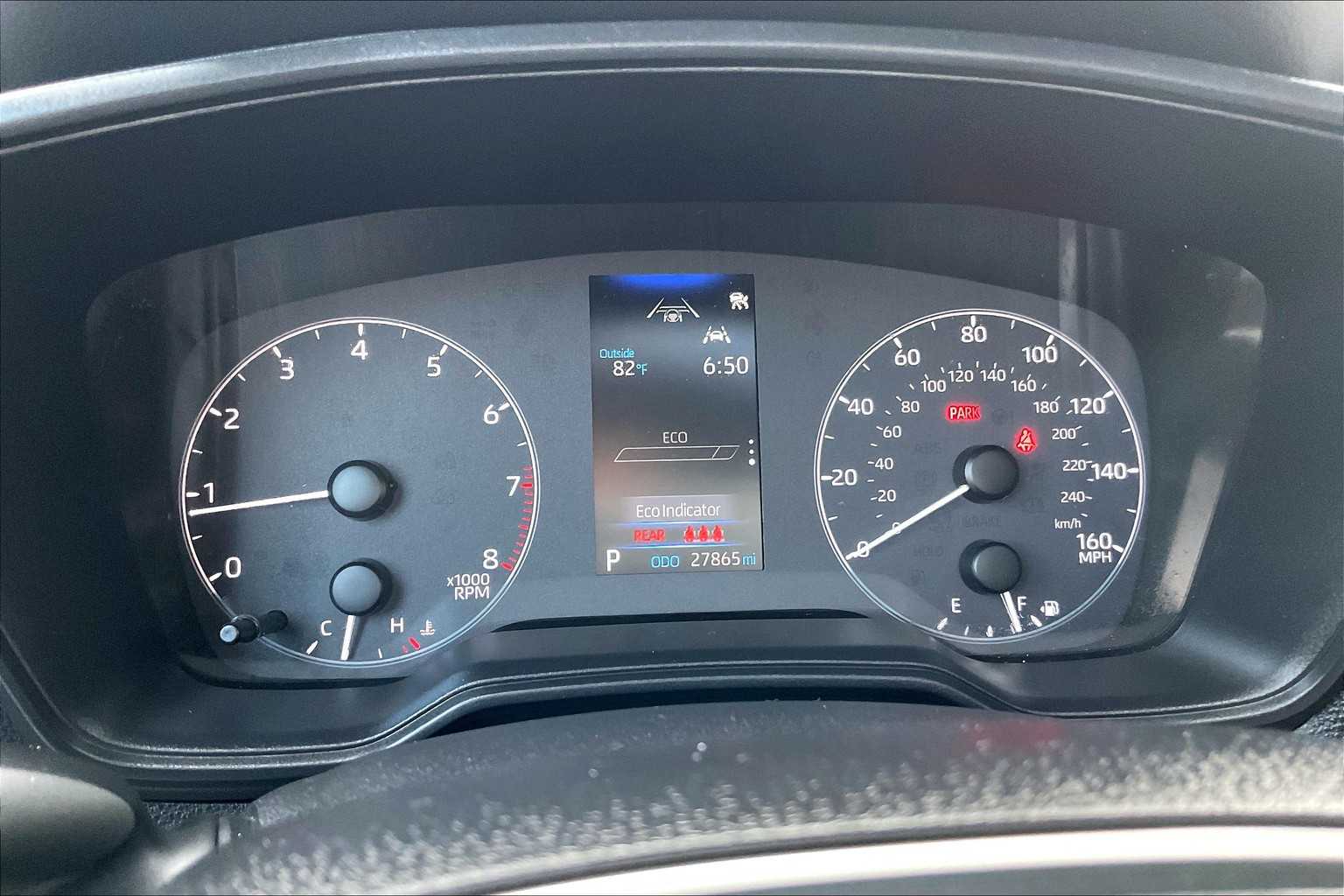 2023 Toyota Corolla Cross LE - Photo 25