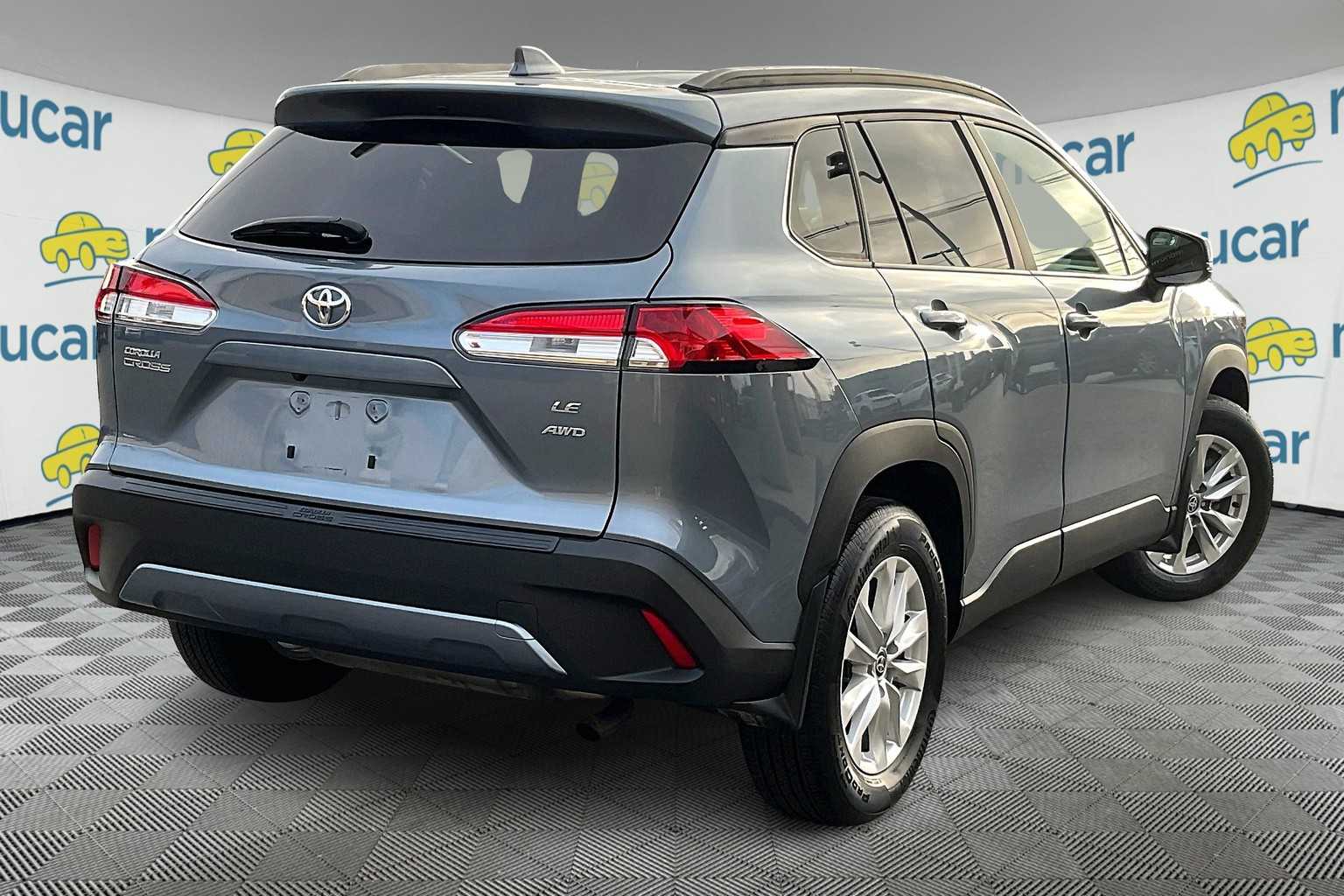 2023 Toyota Corolla Cross LE - Photo 6