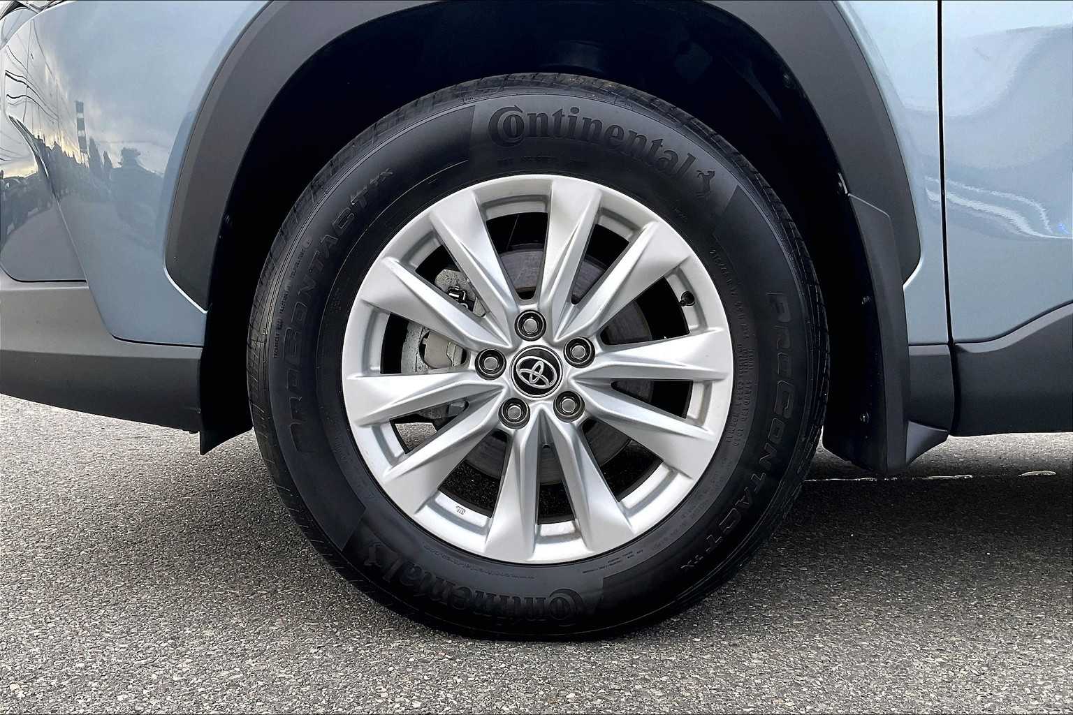 2023 Toyota Corolla Cross LE - Photo 7