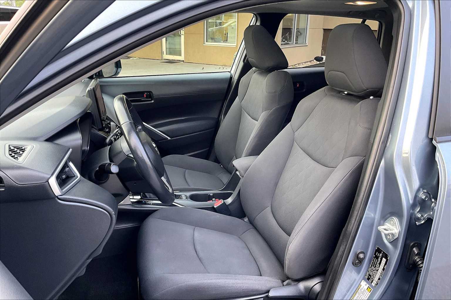 2023 Toyota Corolla Cross LE - Photo 10