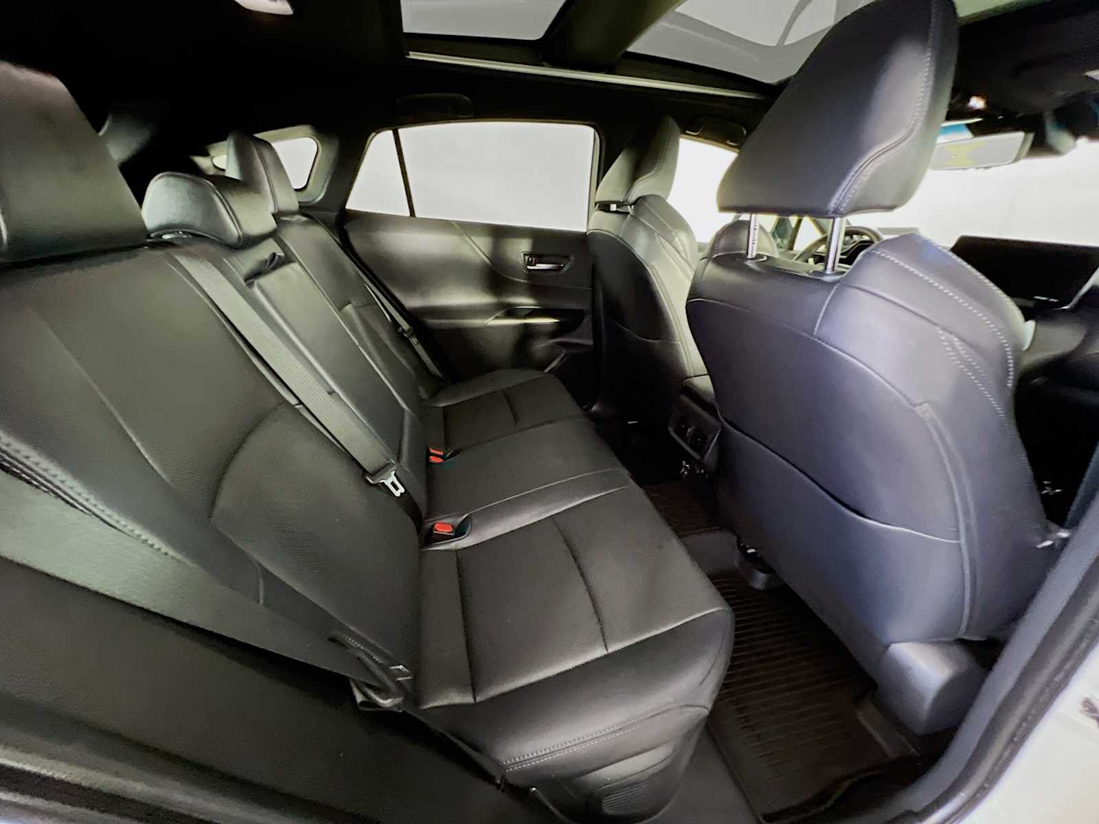2022 Toyota Venza Limited - Photo 26