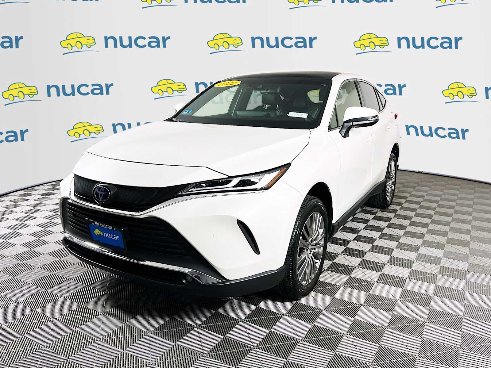 2022 Toyota Venza Limited - Photo 3