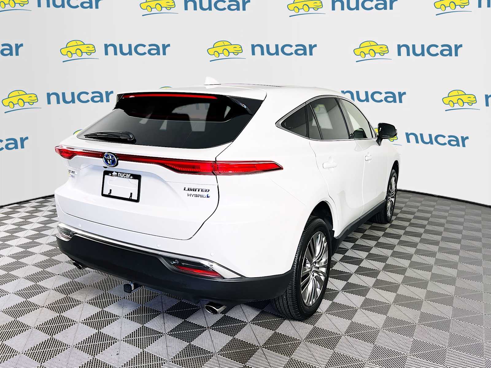 2022 Toyota Venza Limited - Photo 7