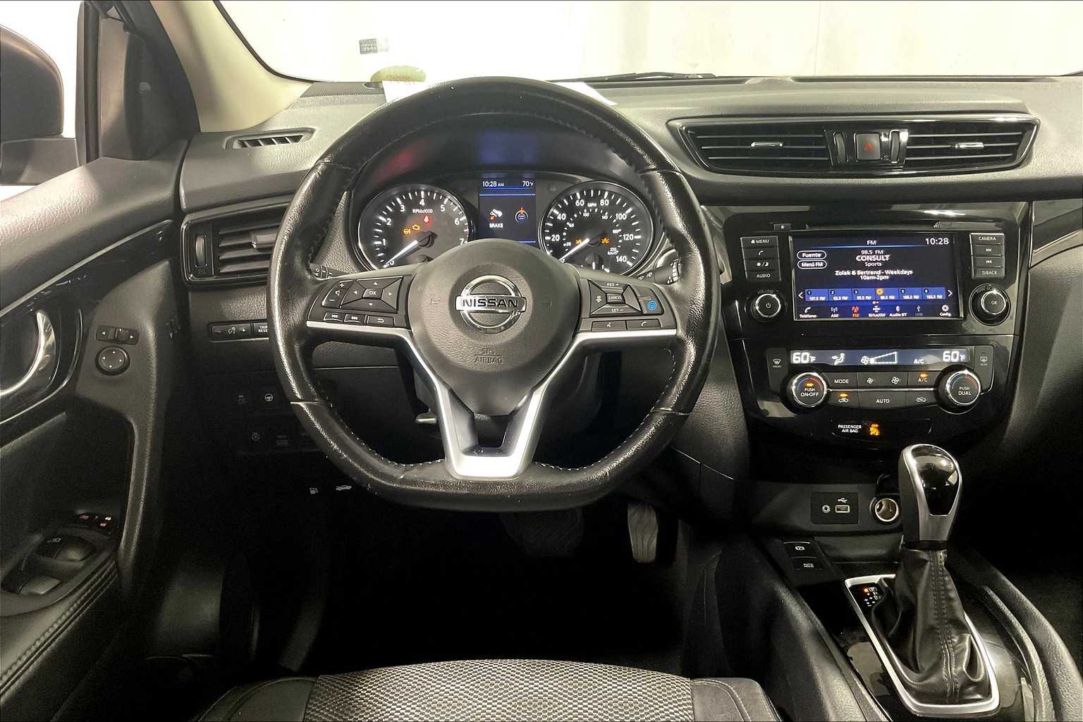 2021 Nissan Rogue Sport SV - Photo 17
