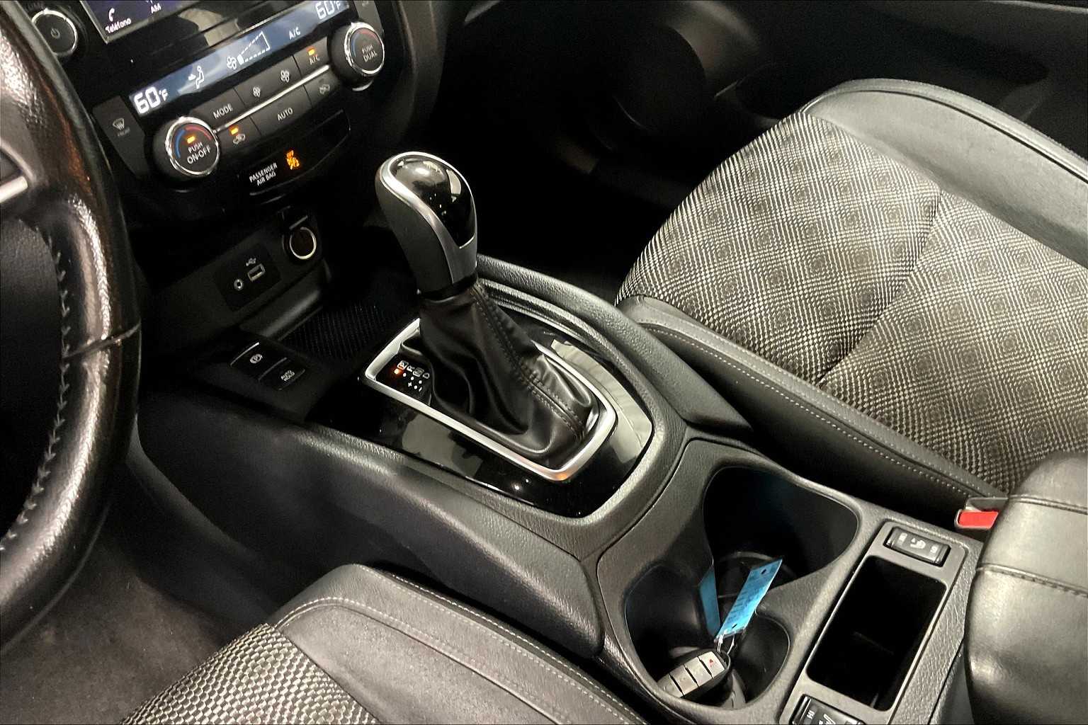 2021 Nissan Rogue Sport SV - Photo 20
