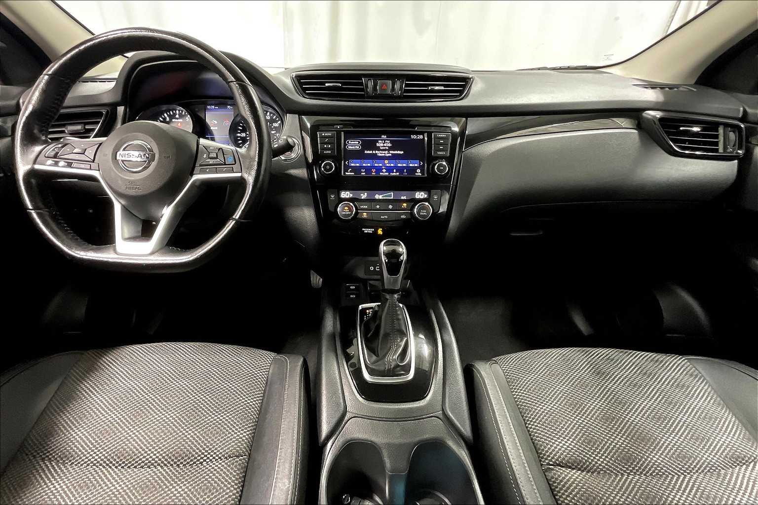 2021 Nissan Rogue Sport SV - Photo 21