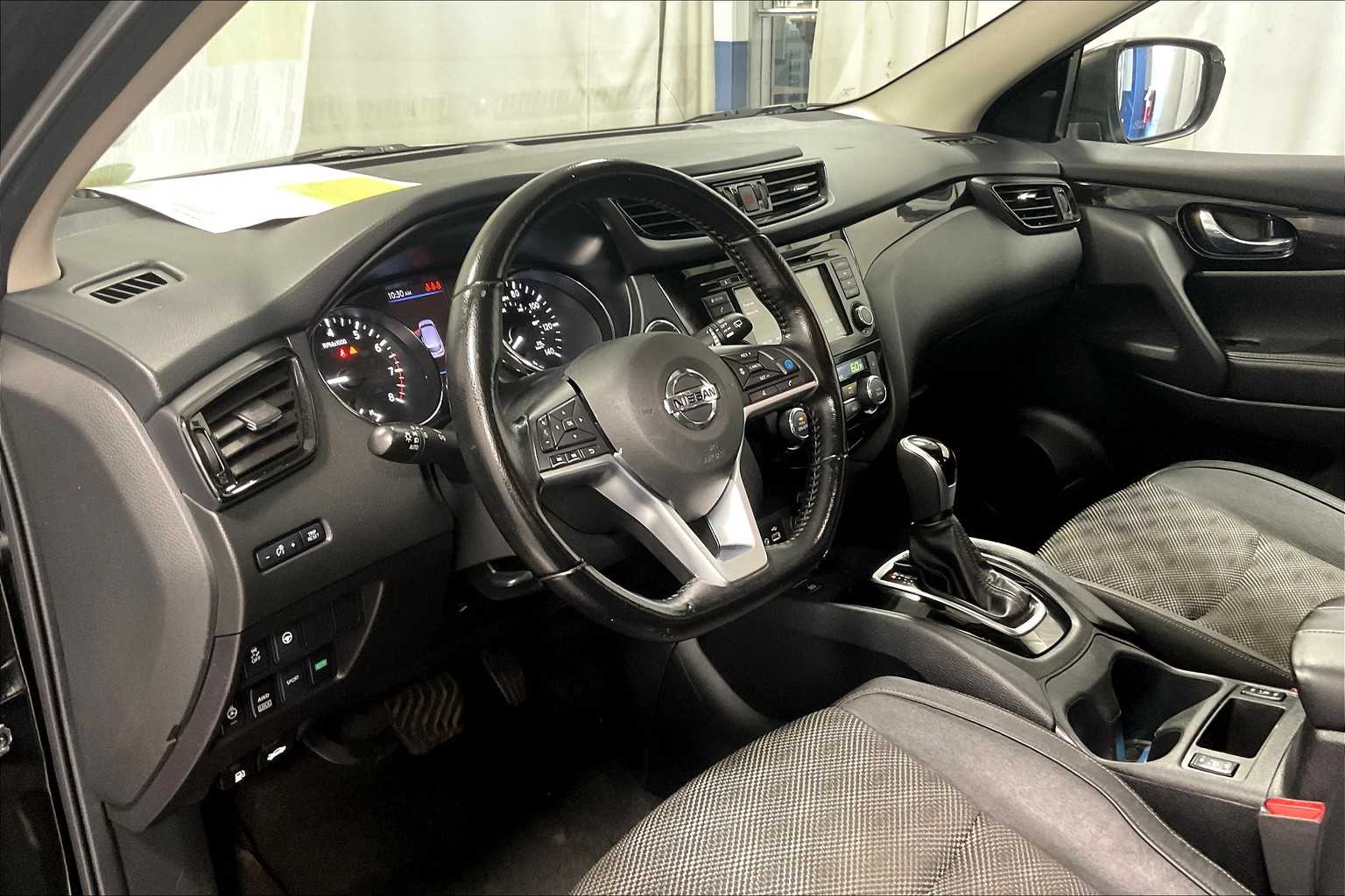 2021 Nissan Rogue Sport SV - Photo 8