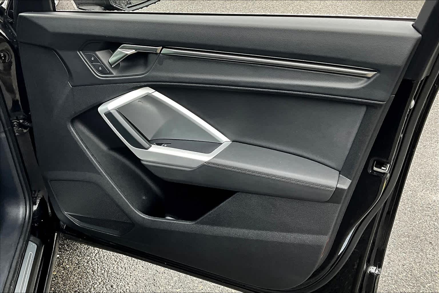 2023 Audi Q3 S line Premium - Photo 12