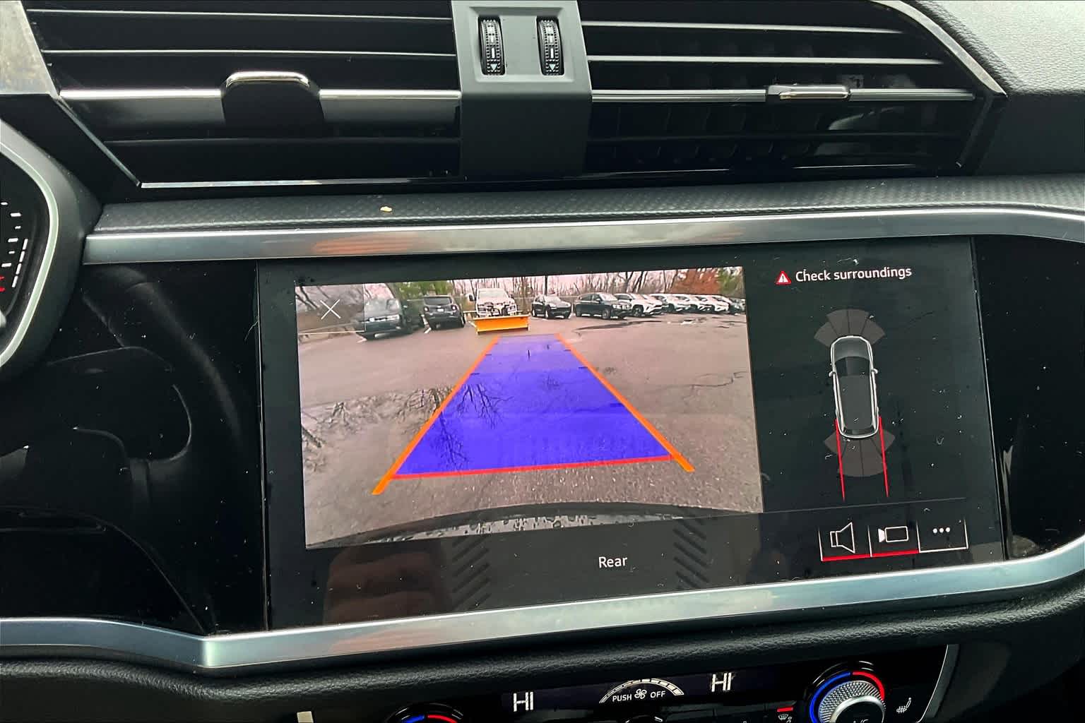 2023 Audi Q3 S line Premium - Photo 19