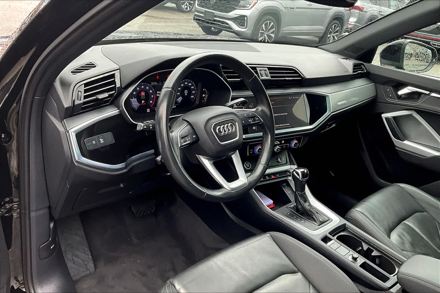 2023 Audi Q3 S line Premium - Photo 8