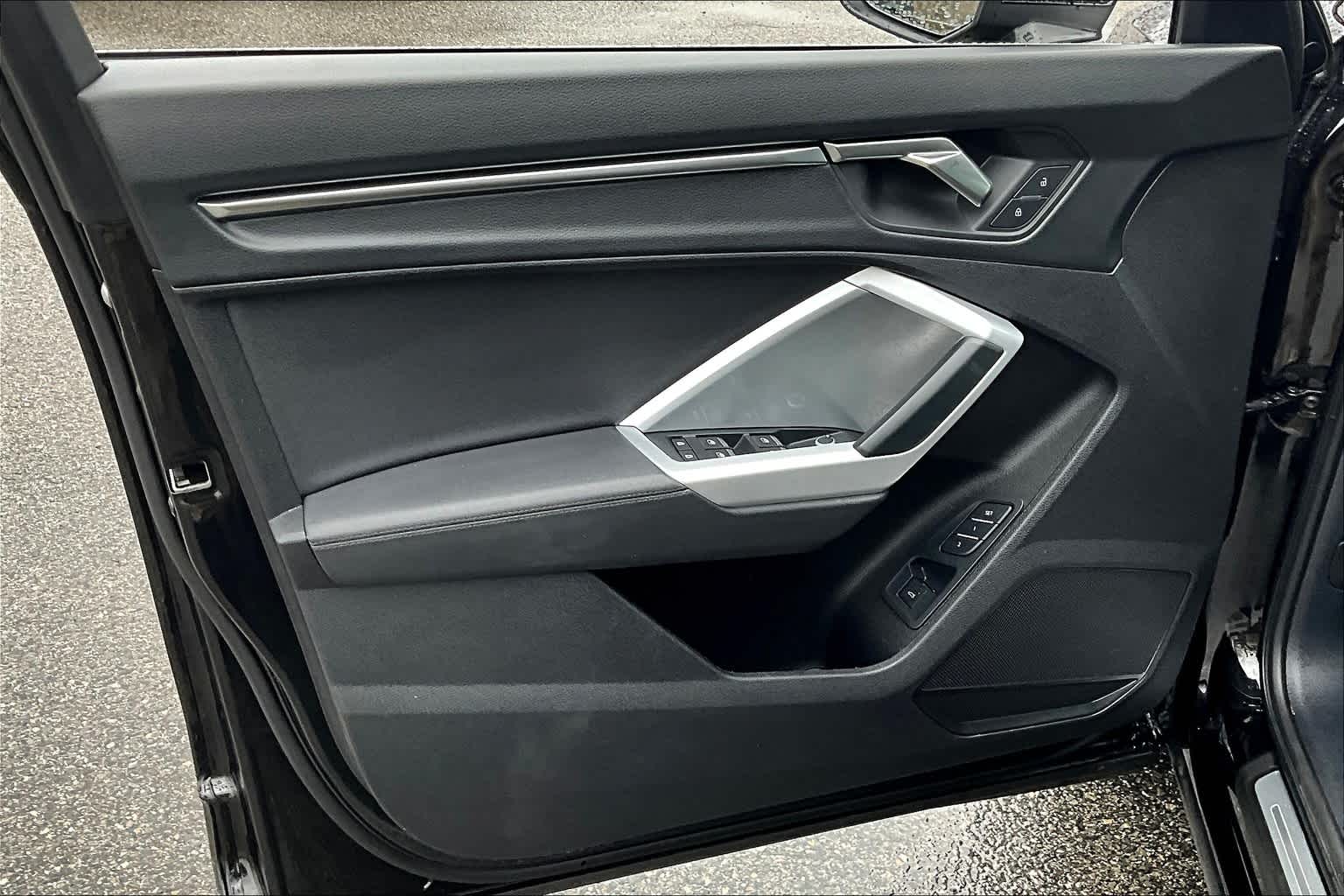 2023 Audi Q3 S line Premium - Photo 9