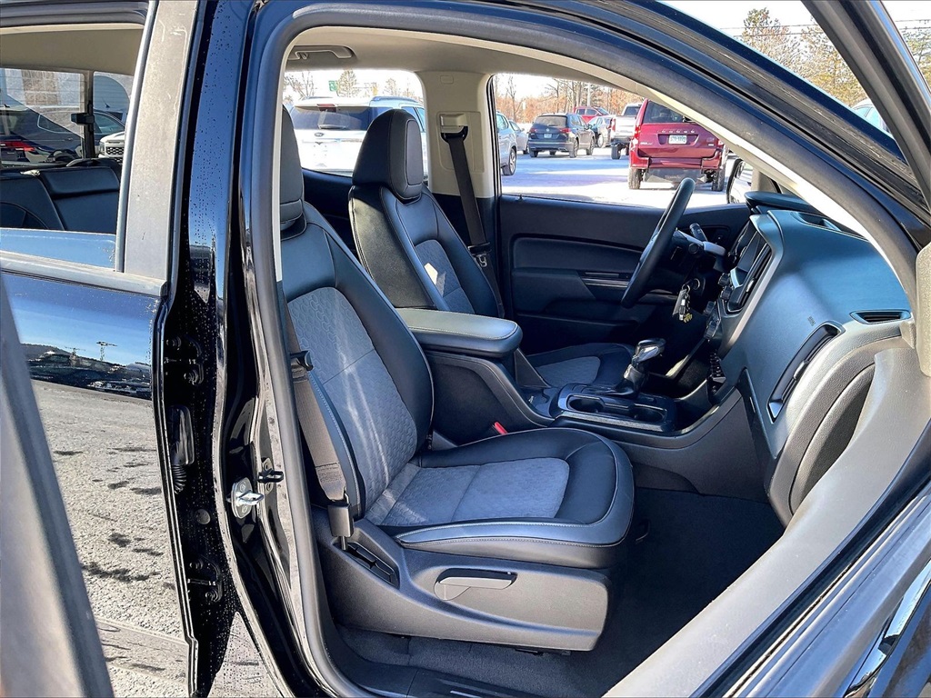 2022 Chevrolet Colorado Z71 - Photo 11