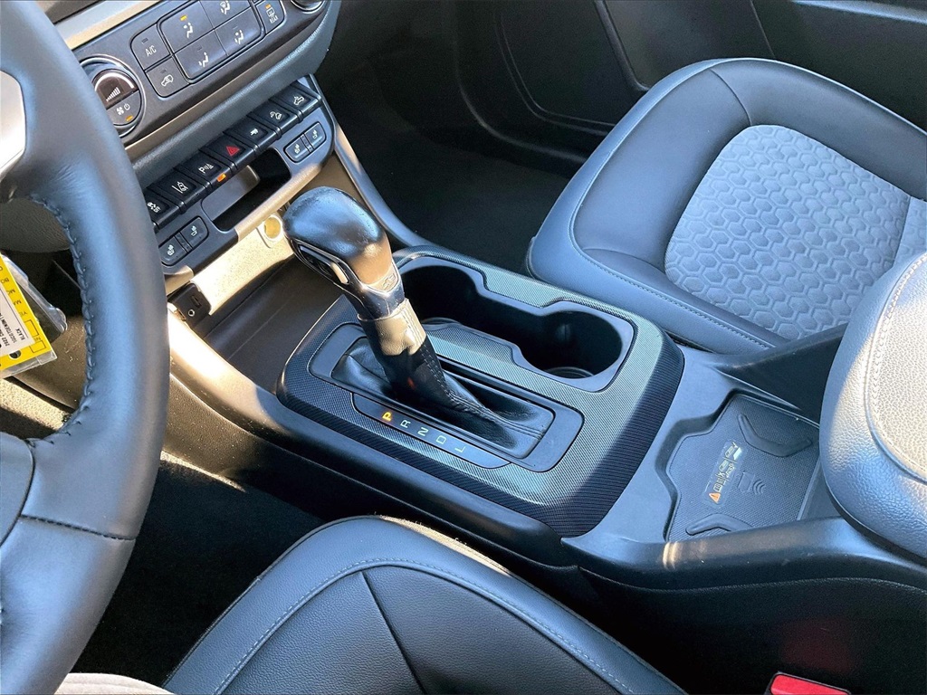 2022 Chevrolet Colorado Z71 - Photo 19