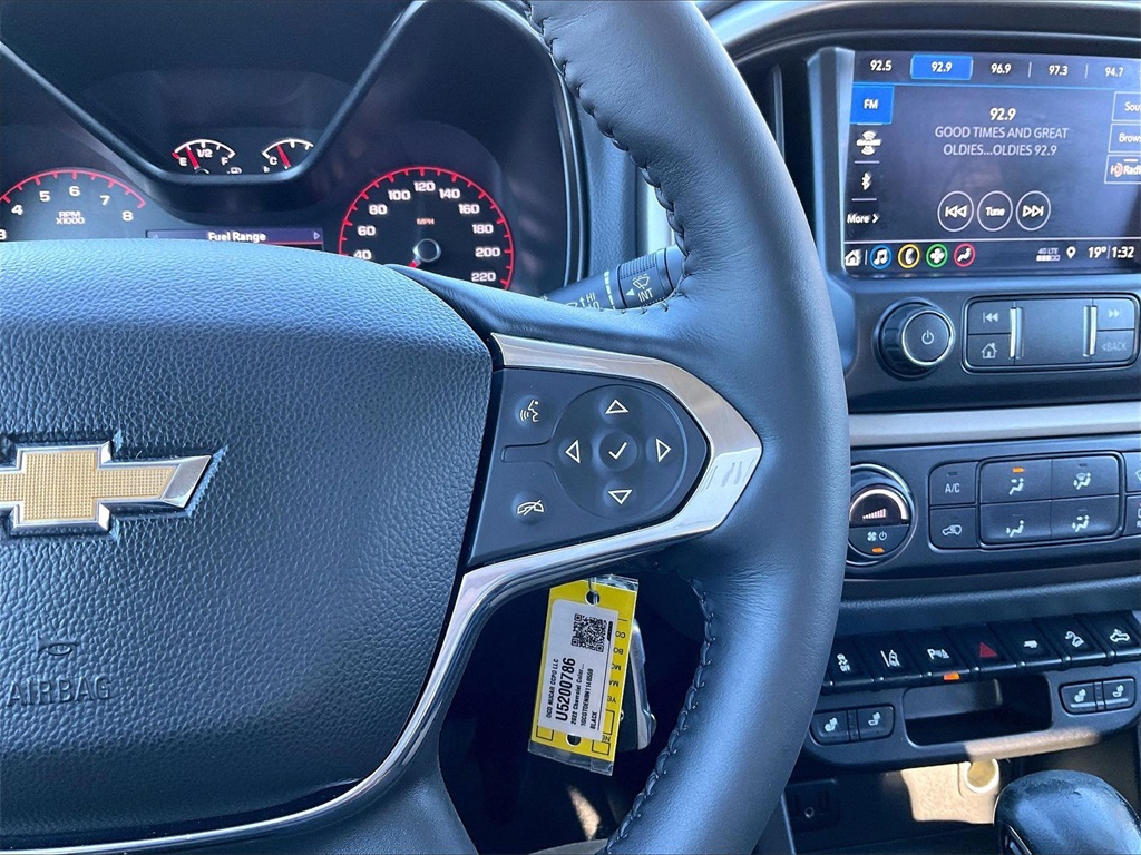2022 Chevrolet Colorado Z71 - Photo 23