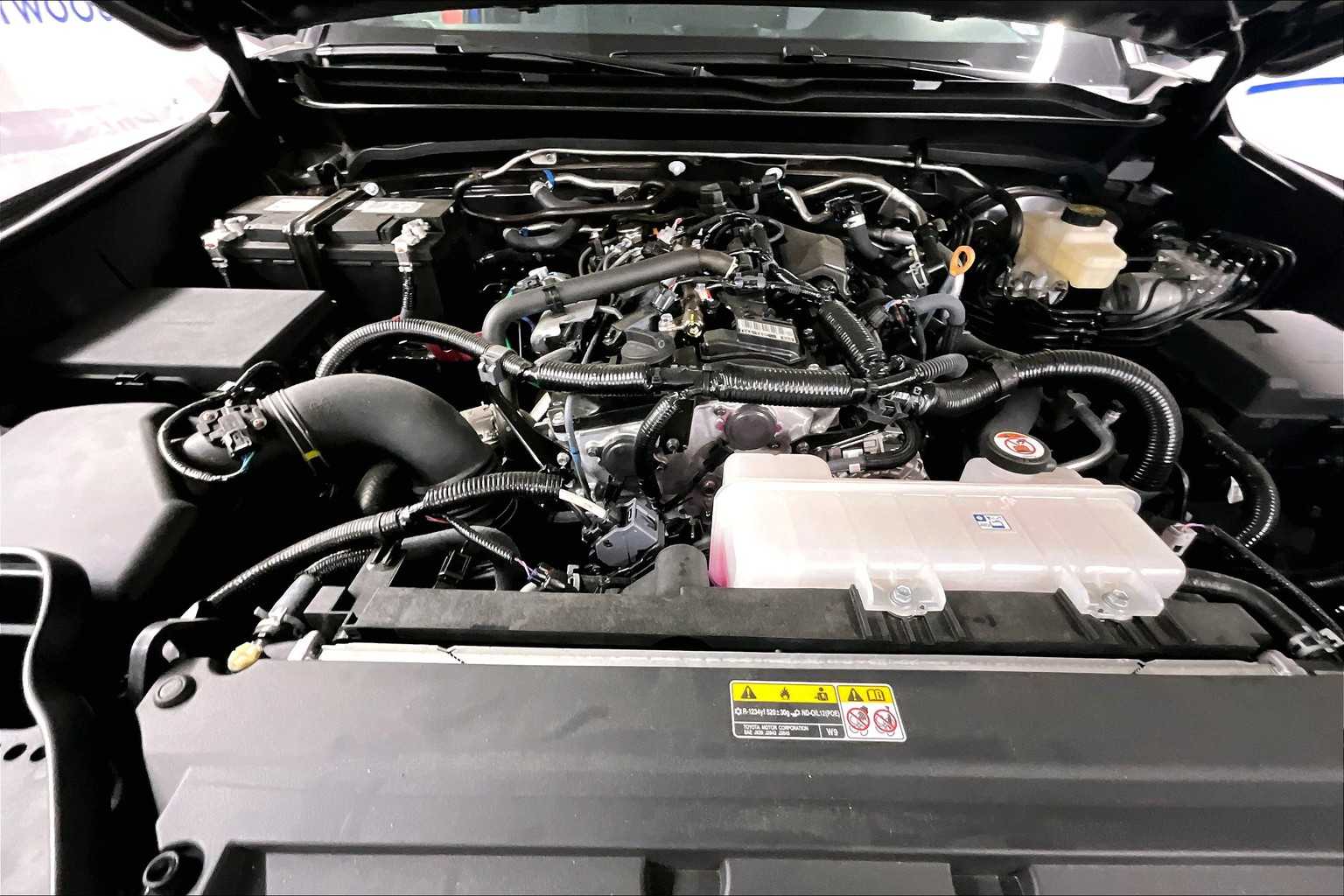 2025 Toyota Tacoma TRD Off Road - Photo 16