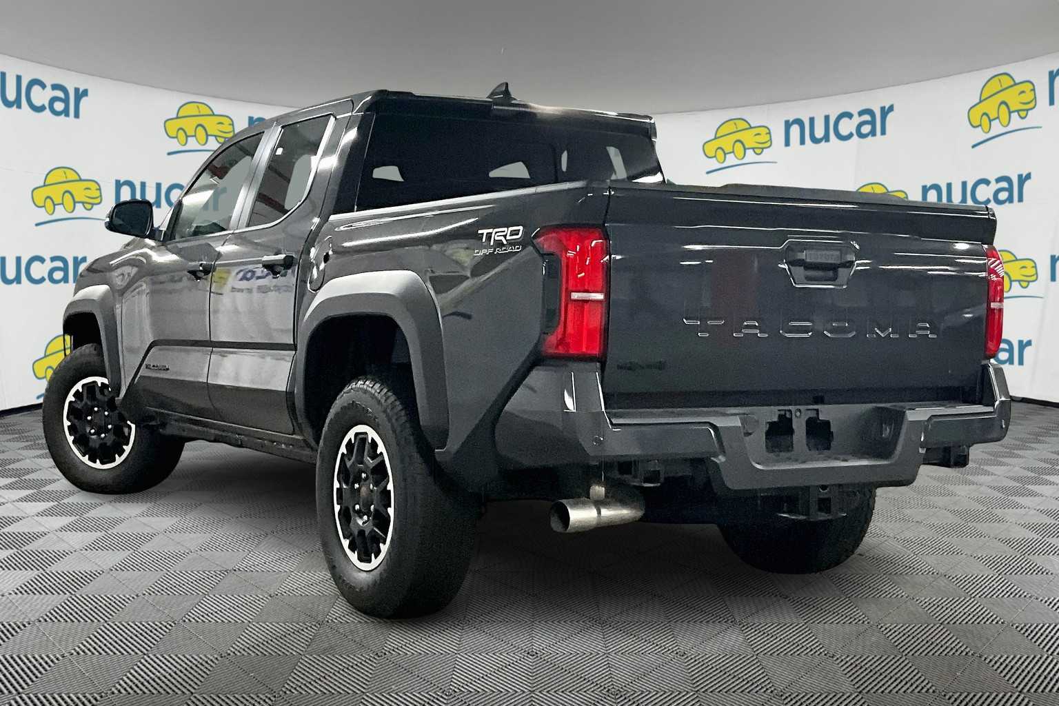 2025 Toyota Tacoma TRD Off Road - Photo 5