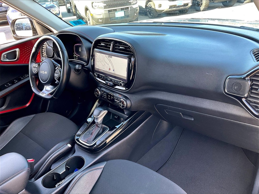 2023 Kia Soul GT-Line - Photo 13