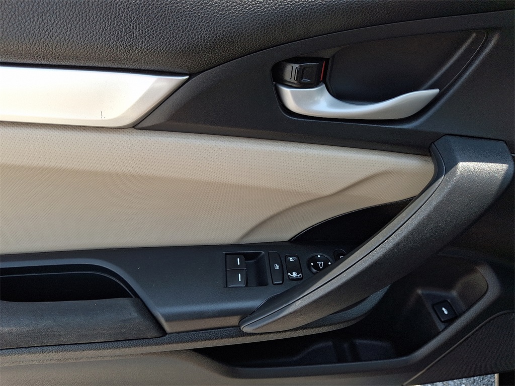 2016 Honda Civic LX-P - Photo 12