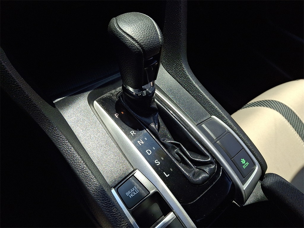 2016 Honda Civic LX-P - Photo 15