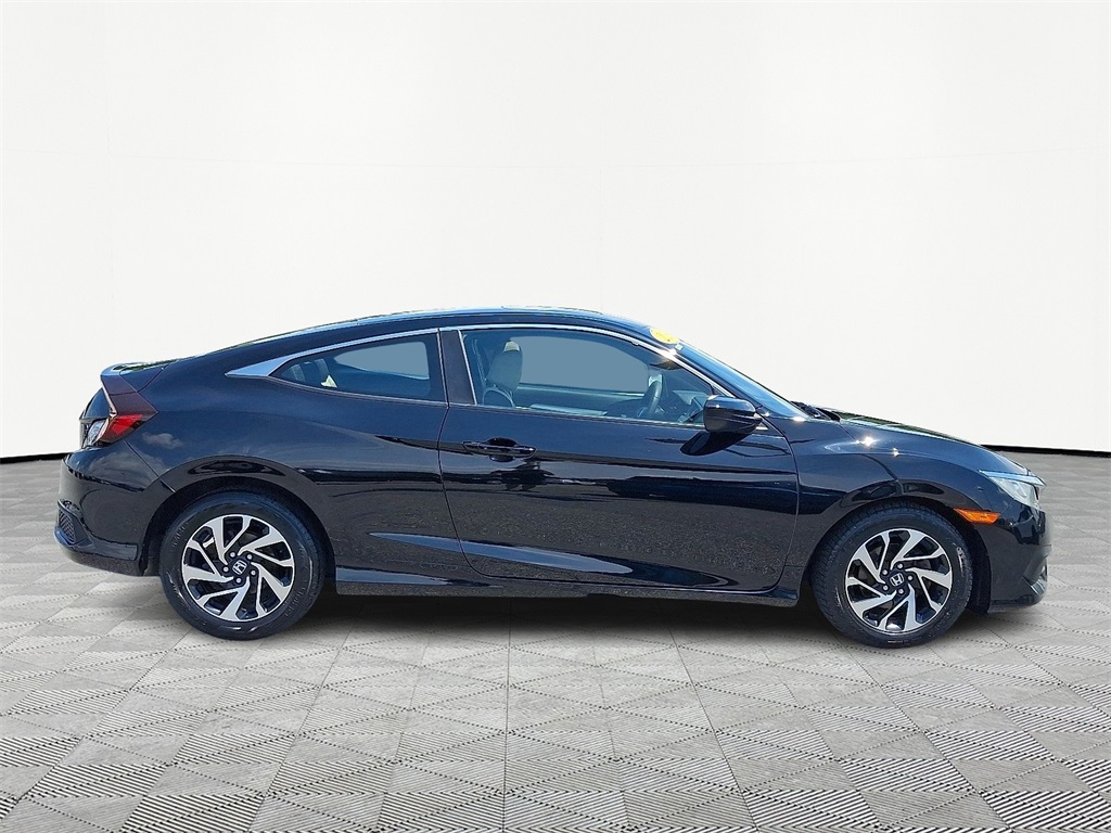 2016 Honda Civic LX-P - Photo 7