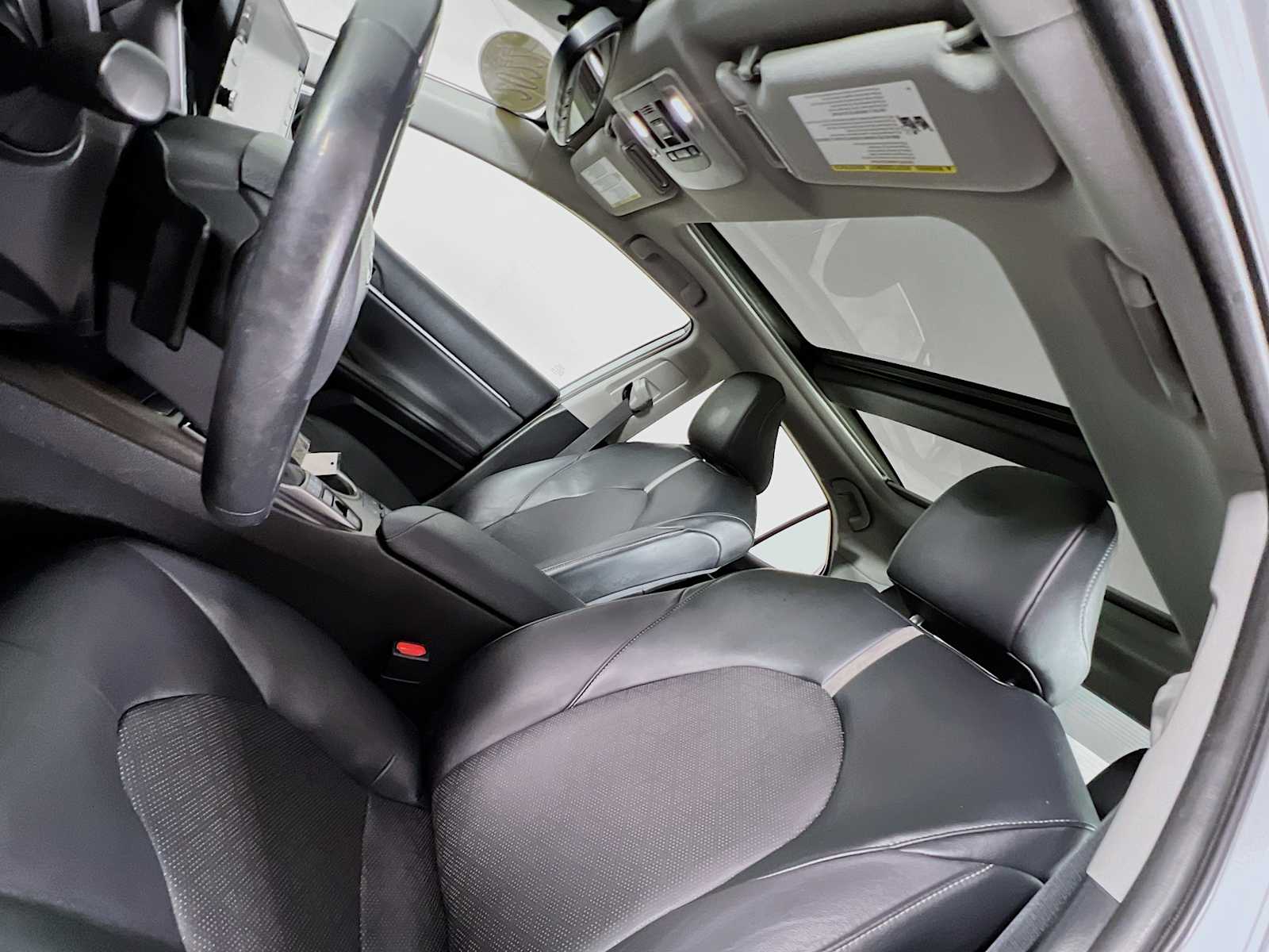 2022 Toyota Camry XSE - Photo 22