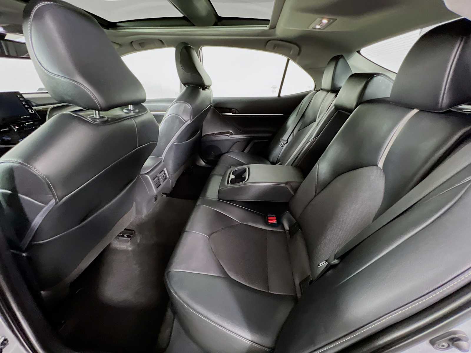 2022 Toyota Camry XSE - Photo 25