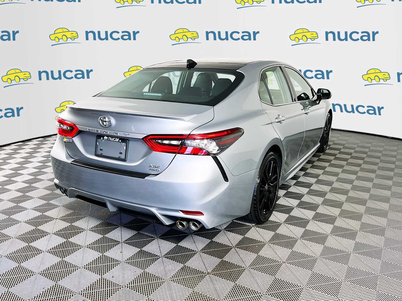 2022 Toyota Camry XSE - Photo 7