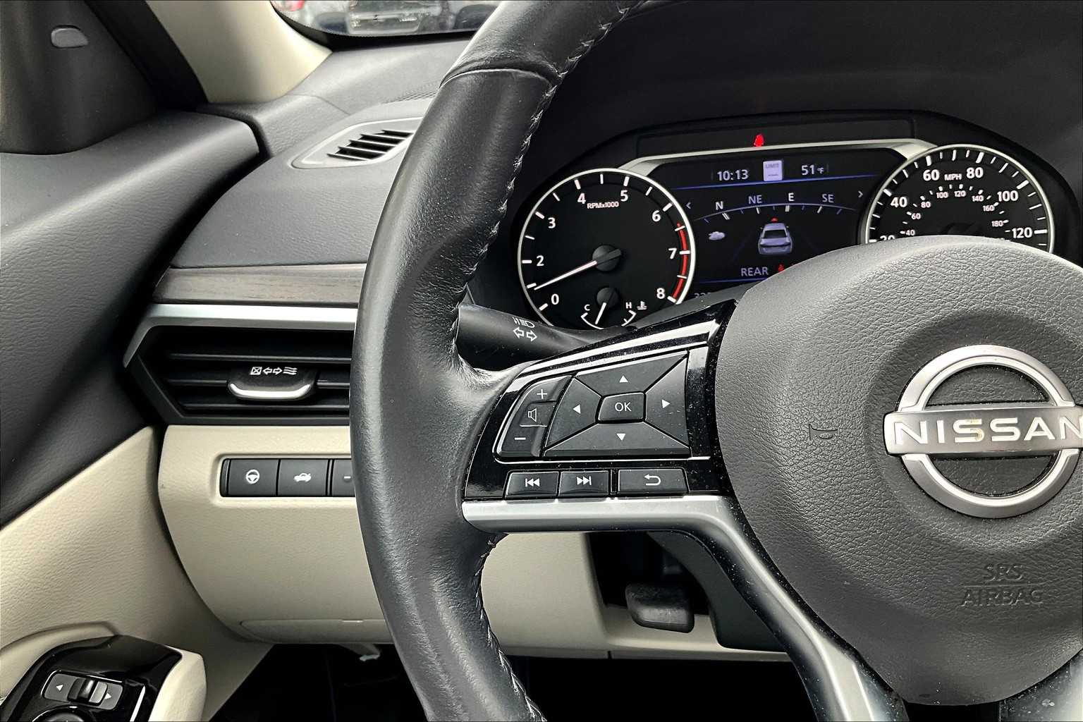 2023 Nissan Altima 2.5 SV - Photo 23