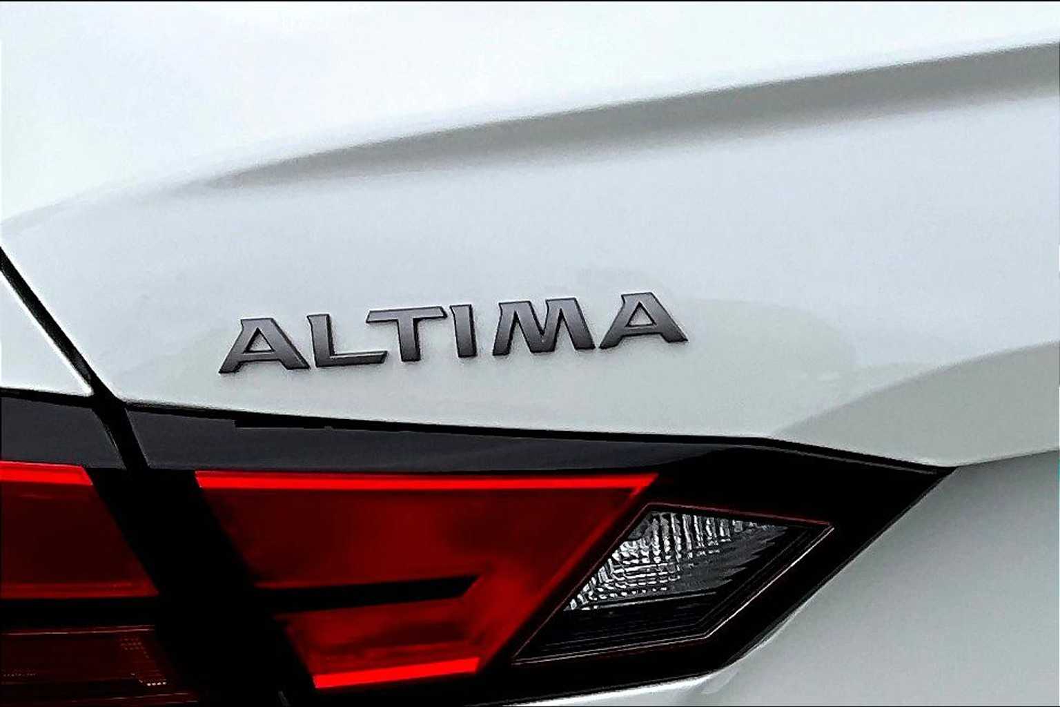 2023 Nissan Altima 2.5 SV - Photo 27