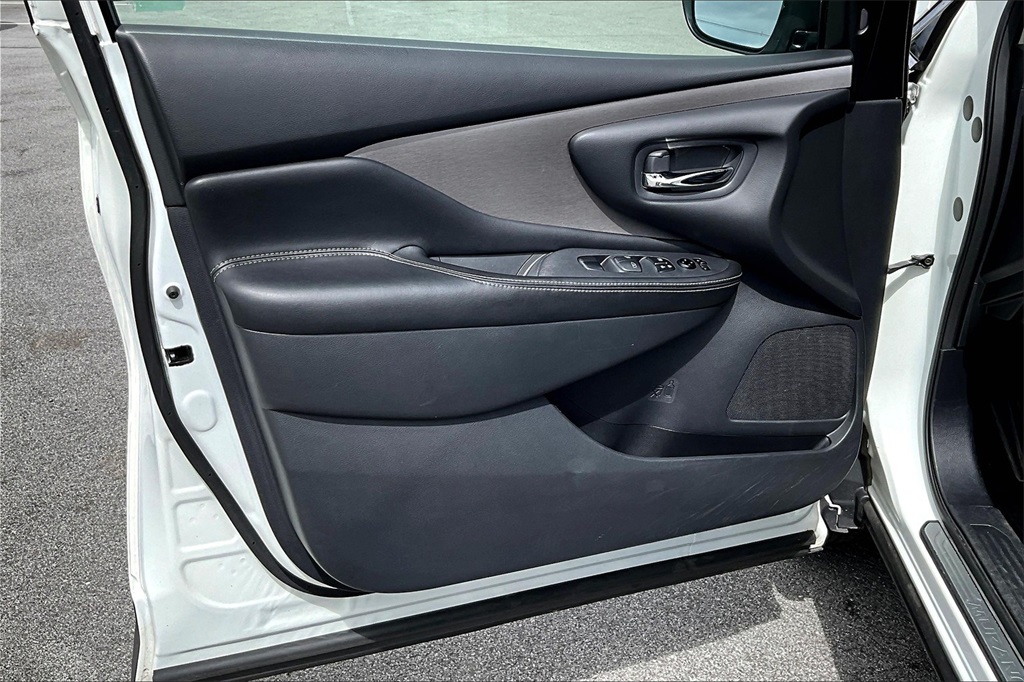 2023 Nissan Murano SV - Photo 9