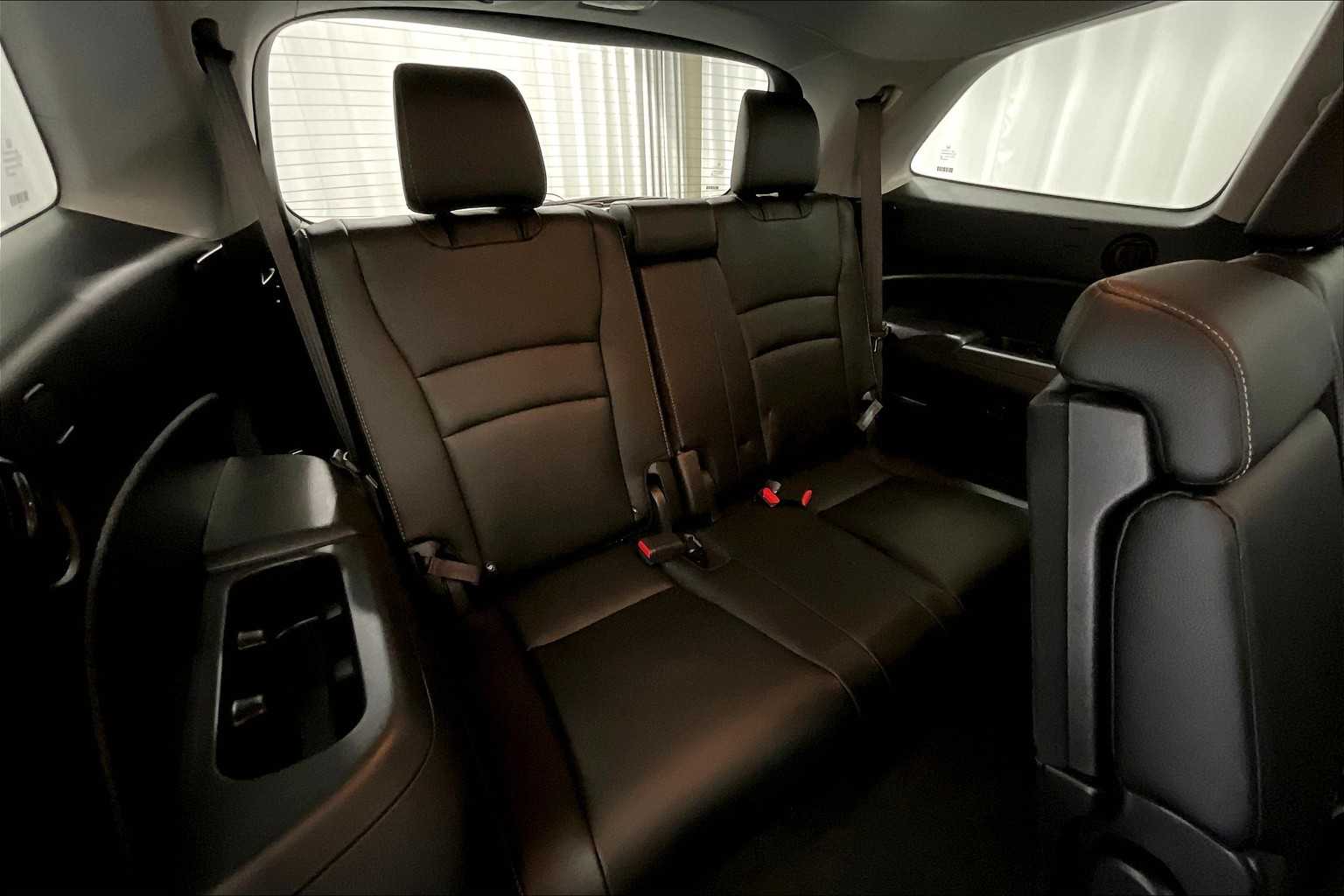 2022 Honda Pilot EX-L - Photo 17