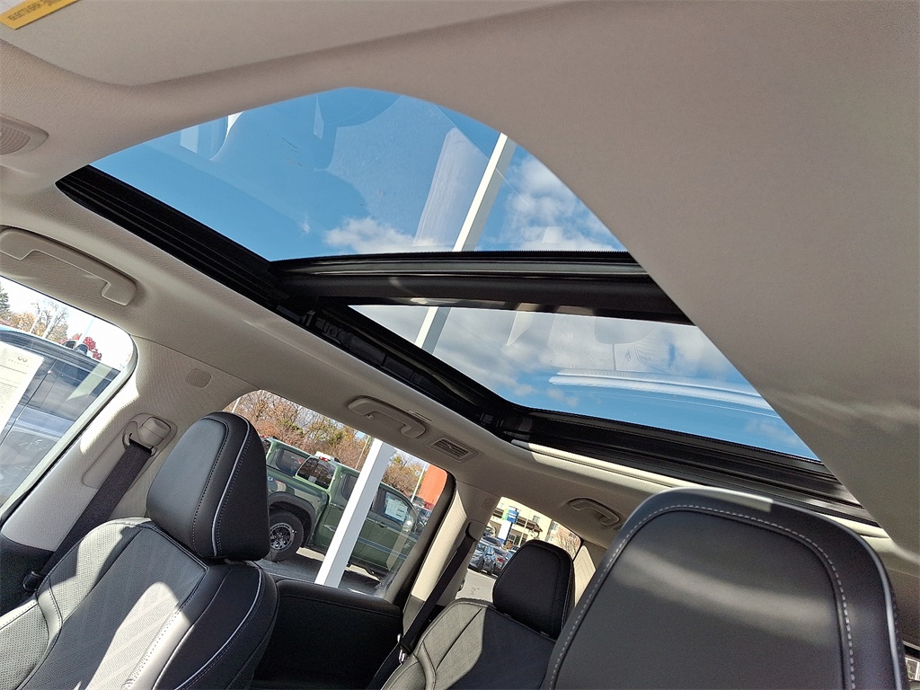 2026 INFINITI QX80 LUXE - Photo 11