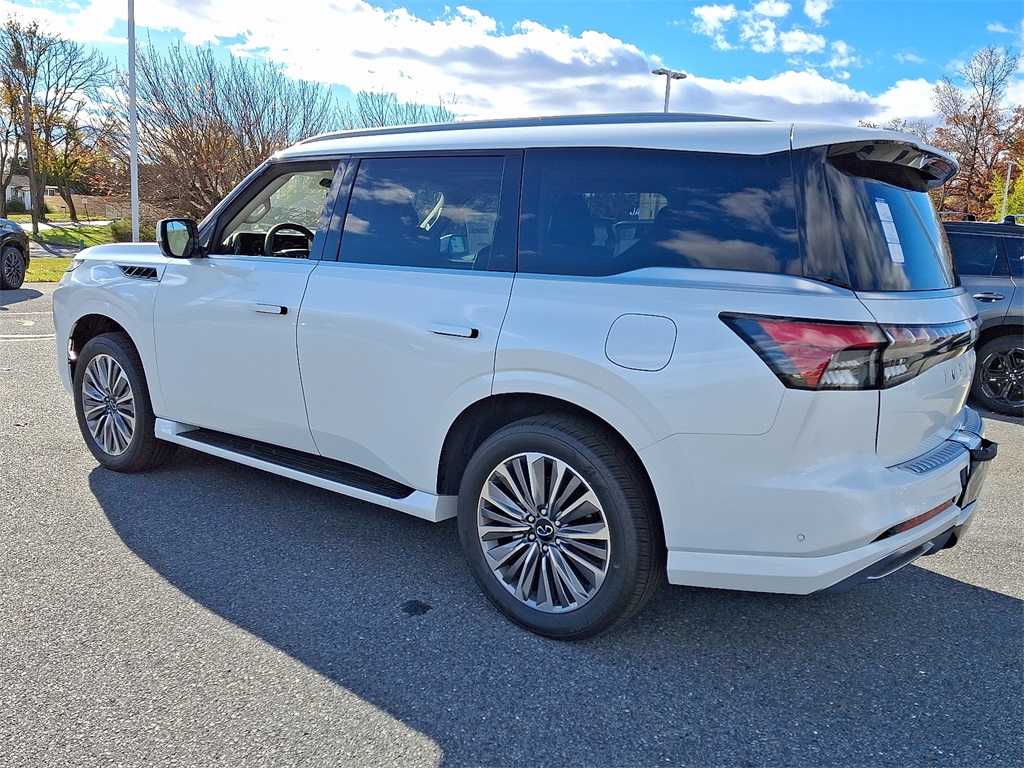 2026 INFINITI QX80 LUXE - Photo 3