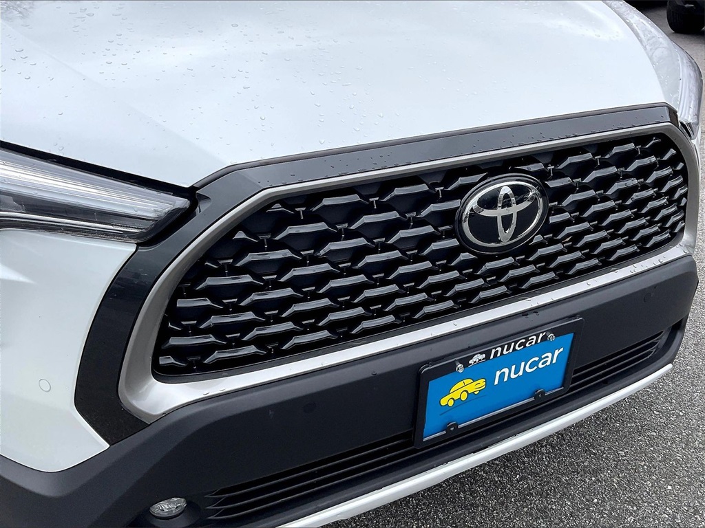 2024 Toyota Corolla Cross XLE - Photo 29