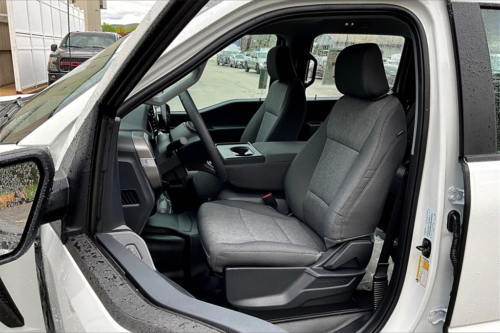2025 Ford F-150 XL - Photo 9