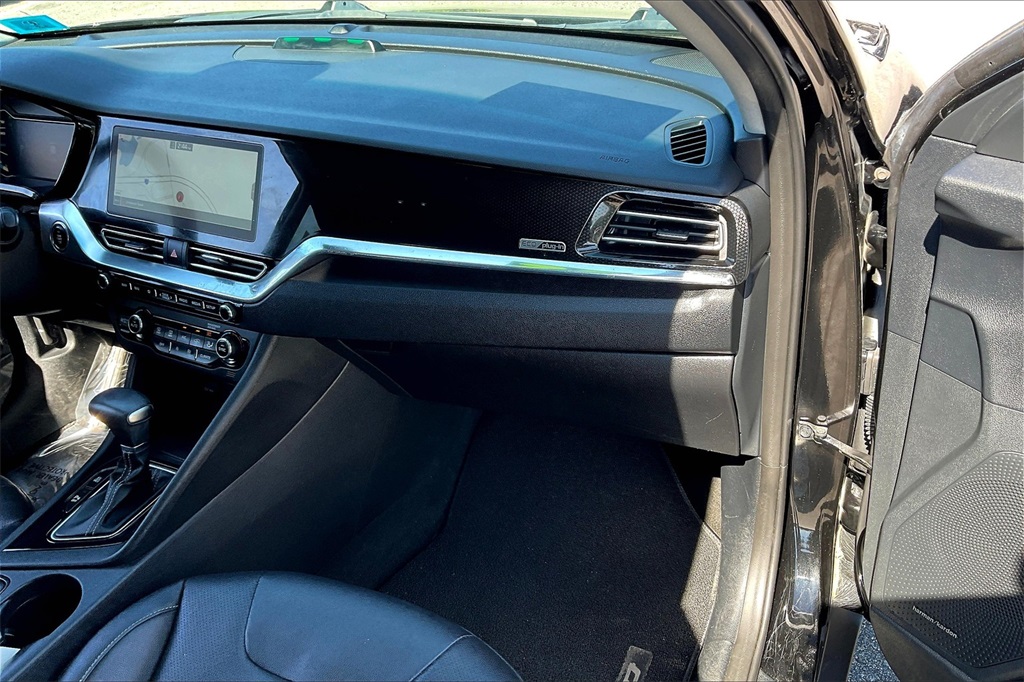 2022 Kia Niro Plug-In Hybrid EX Premium - Photo 12