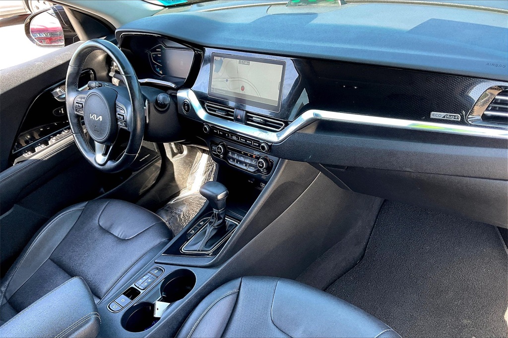 2022 Kia Niro Plug-In Hybrid EX Premium - Photo 13