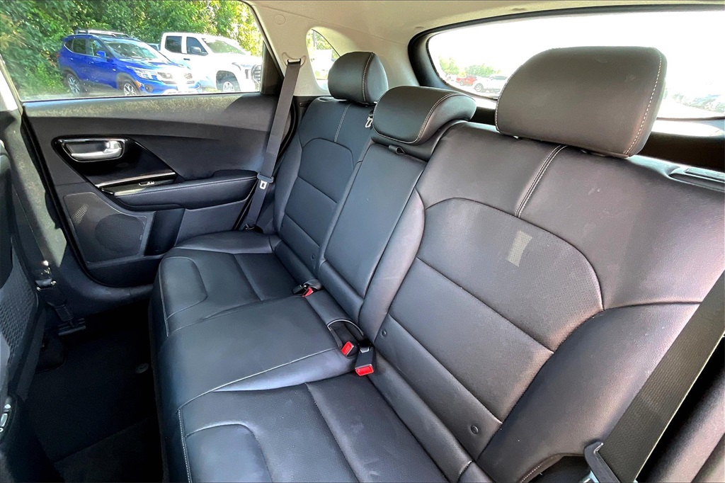 2022 Kia Niro Plug-In Hybrid EX Premium - Photo 14