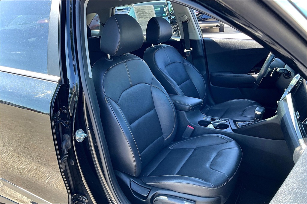 2022 Kia Niro Plug-In Hybrid EX Premium - Photo 10