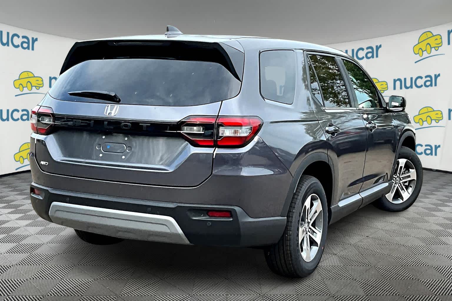 2025 Honda Pilot EX-L - Photo 6