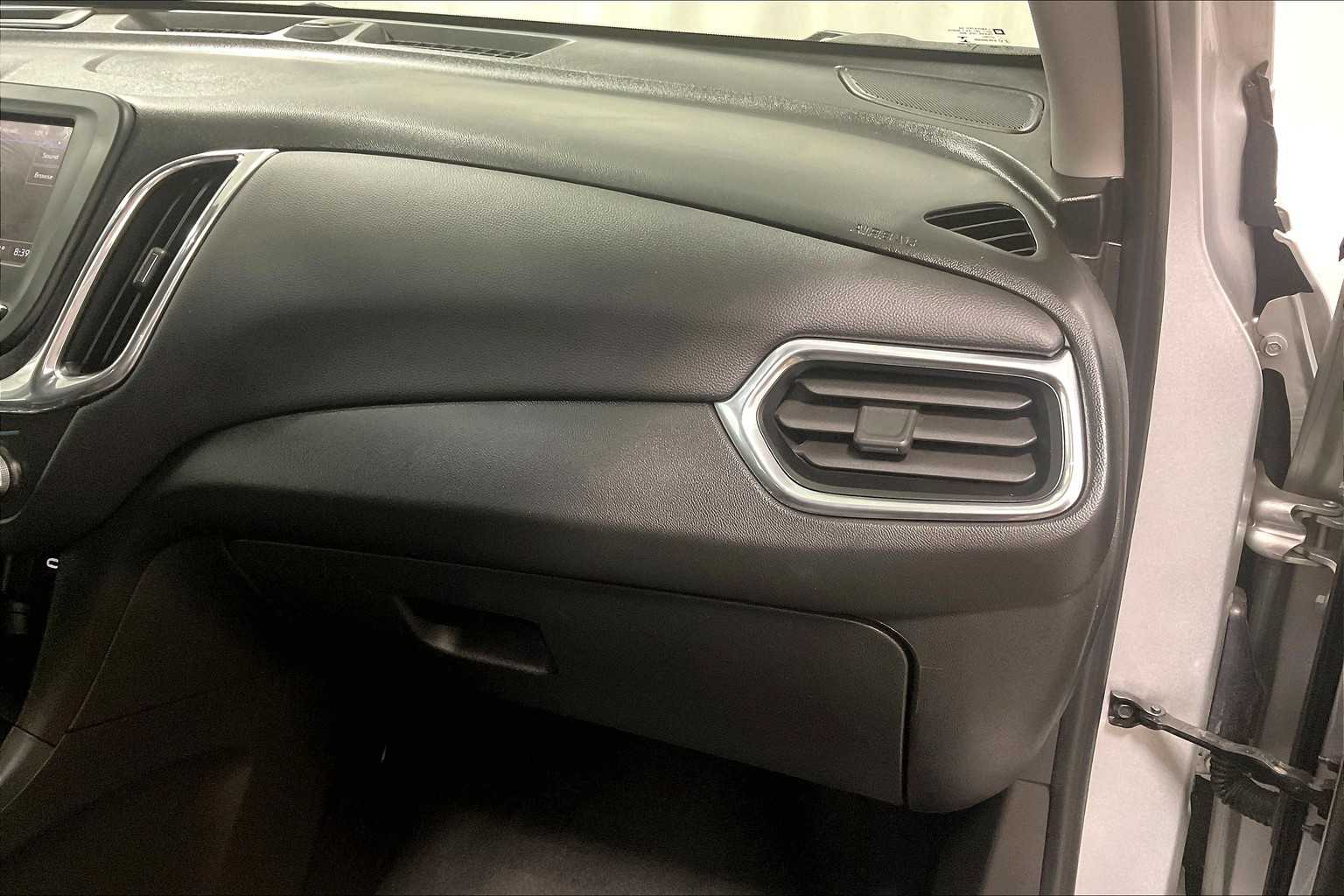 2022 Chevrolet Equinox LT - Photo 13