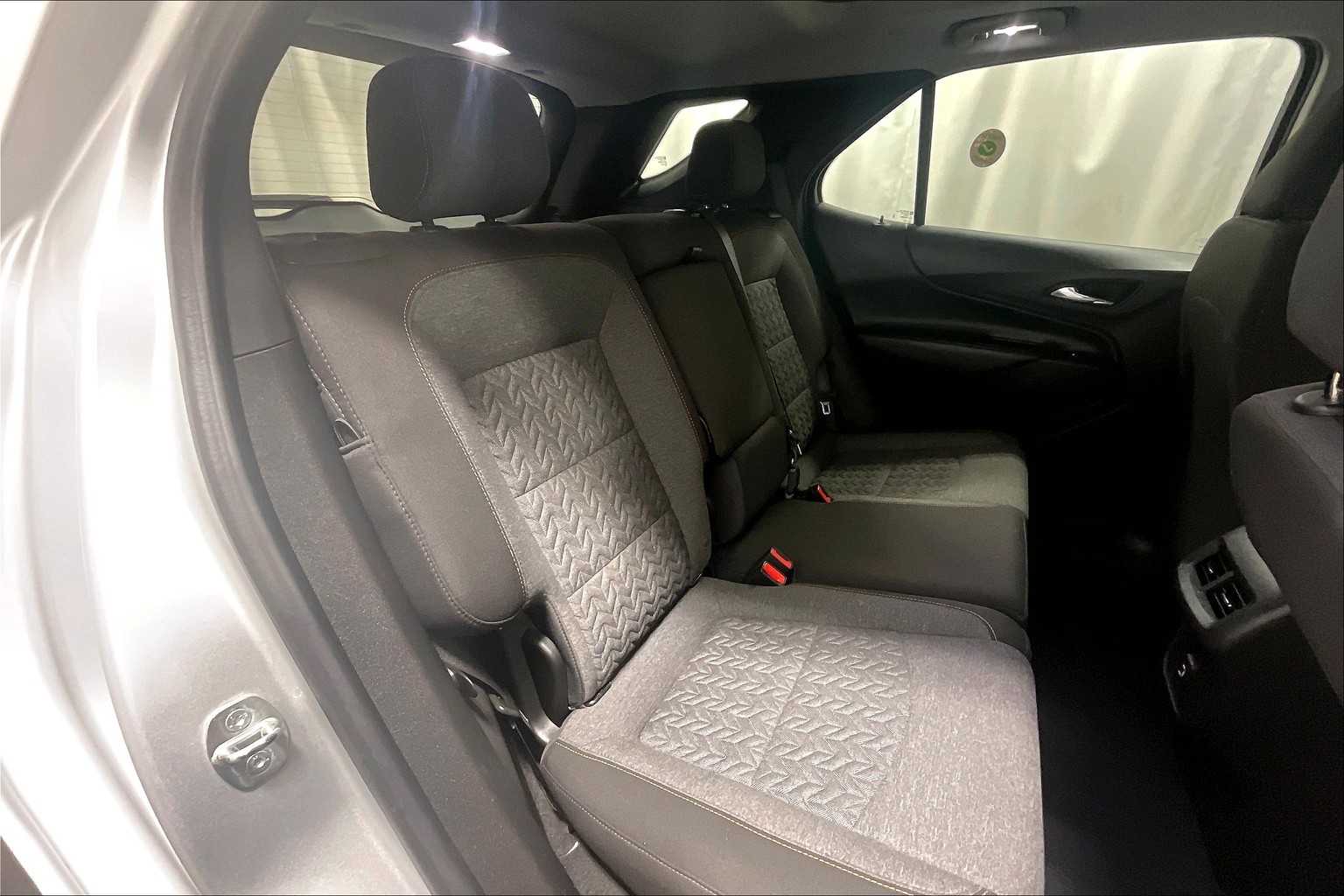 2022 Chevrolet Equinox LT - Photo 16
