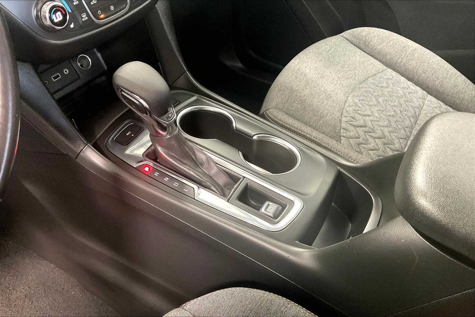 2022 Chevrolet Equinox LT - Photo 20