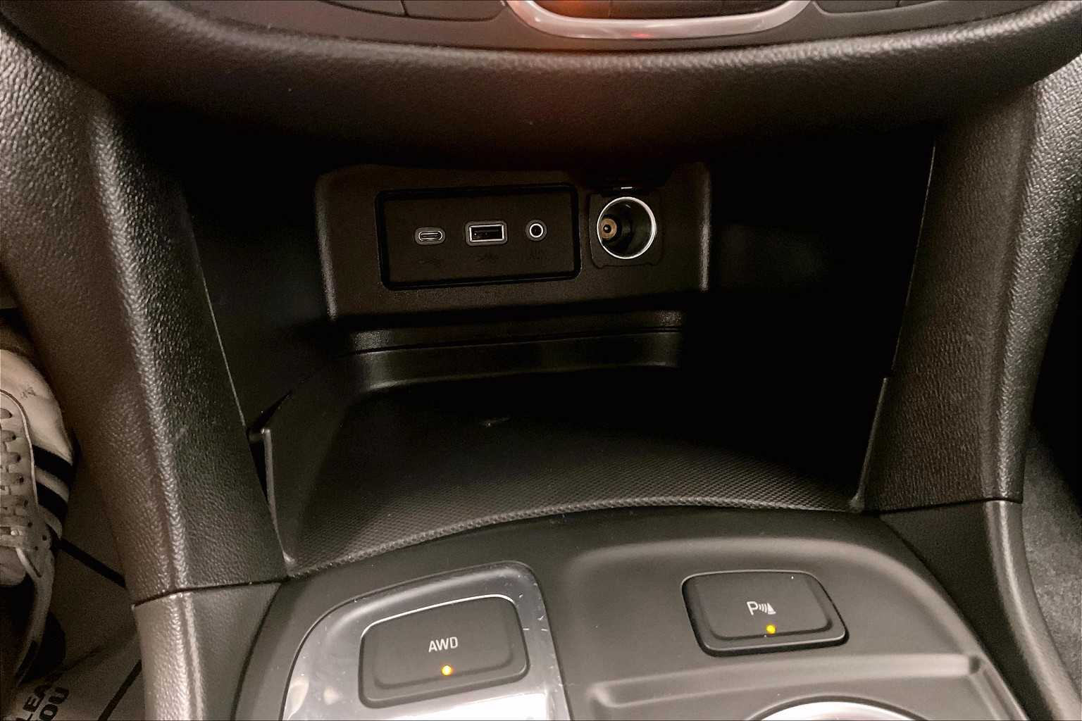 2022 Chevrolet Equinox LT - Photo 25