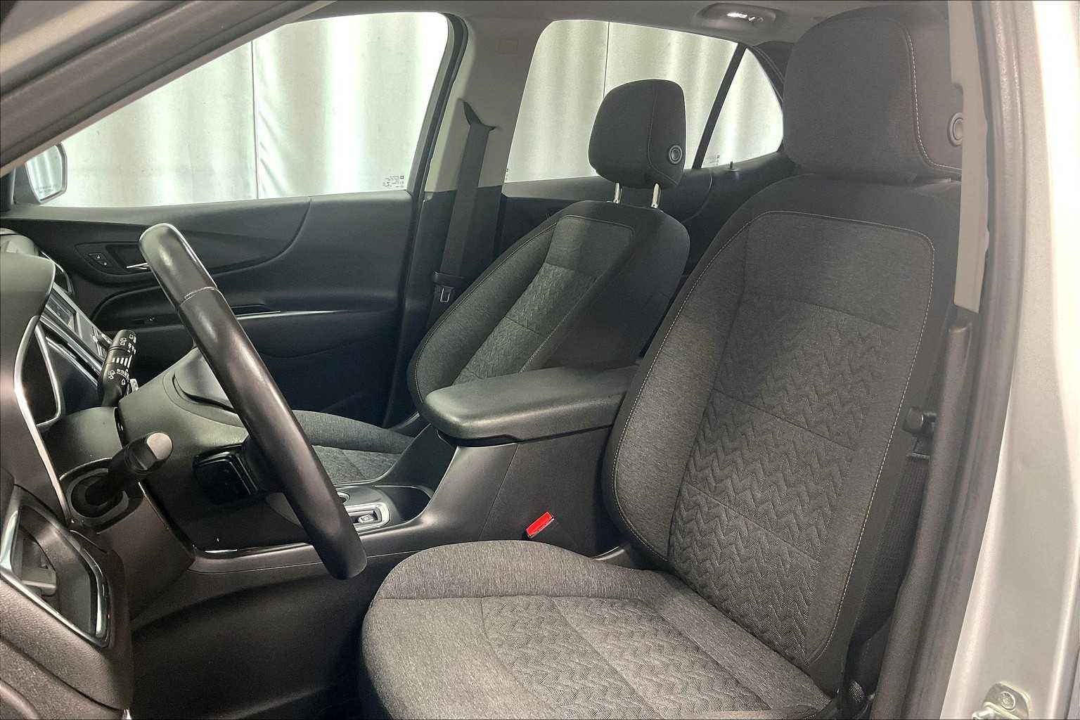 2022 Chevrolet Equinox LT - Photo 10