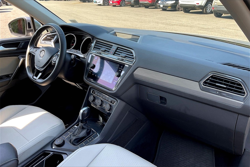 2021 Volkswagen Tiguan 2.0T SE - Photo 14