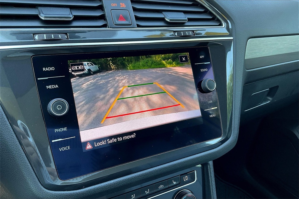 2021 Volkswagen Tiguan 2.0T SE - Photo 15