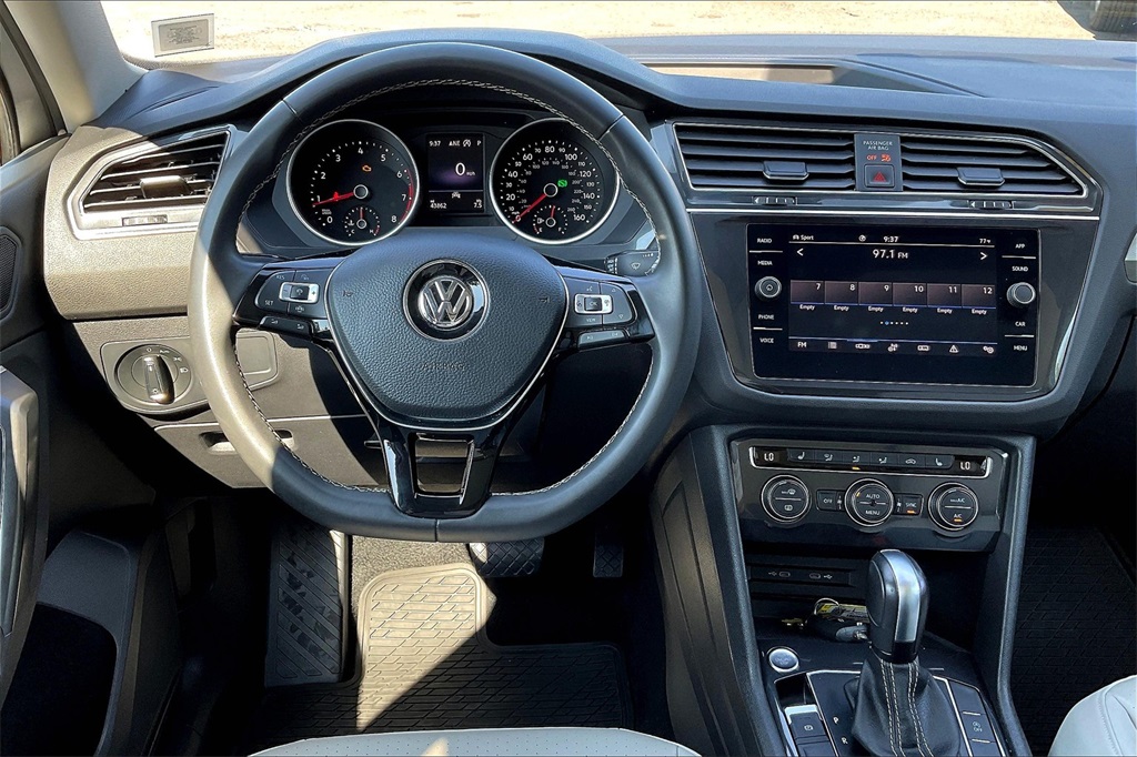 2021 Volkswagen Tiguan 2.0T SE - Photo 16